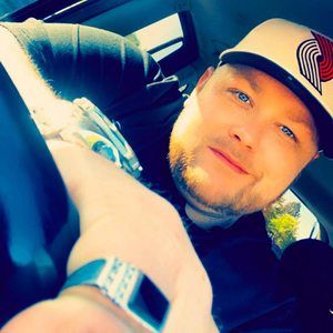 Meet your Posher, Nicholas